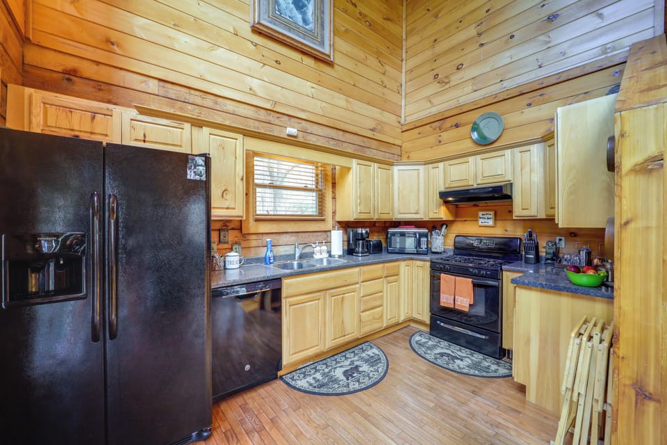 House (2 Bedrooms) | Interior