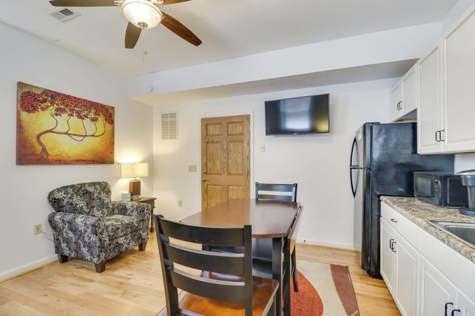 Apartment (1 Bedroom) | Interior