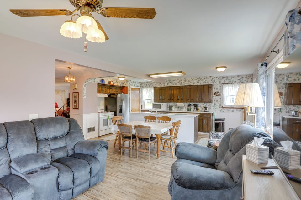 House (4 Bedrooms) | Interior