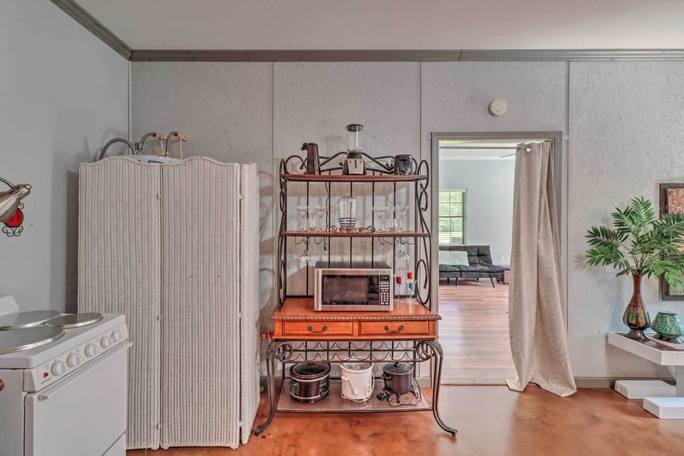 House (1 Bedroom) | Interior
