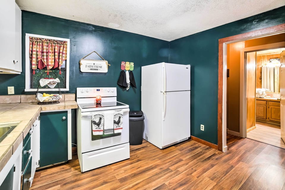 House (2 Bedrooms) | Interior