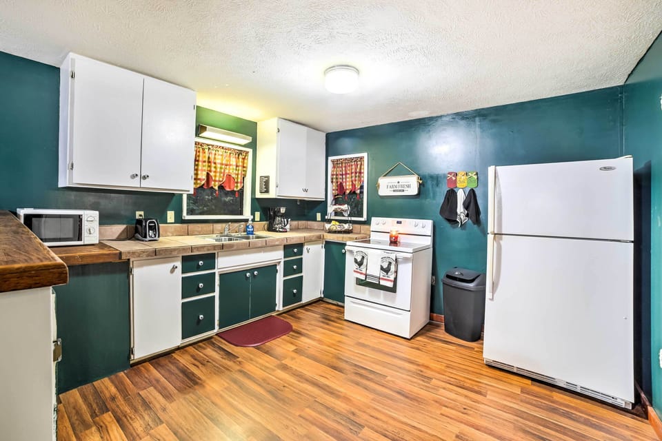 House (2 Bedrooms) | Interior