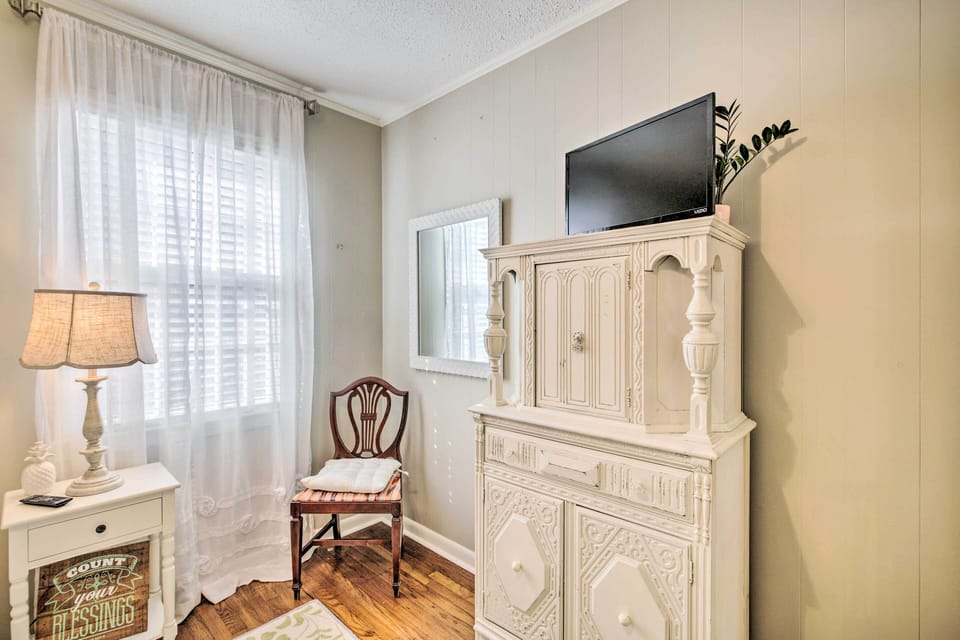 Cottage (2 Bedrooms) | Interior