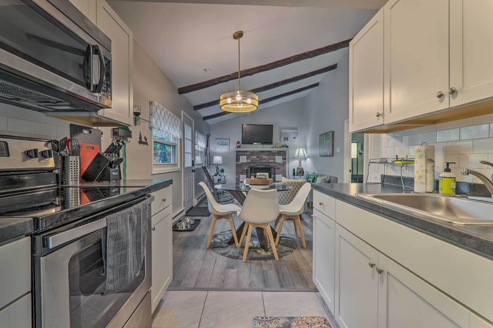 Cottage (2 Bedrooms) | Interior