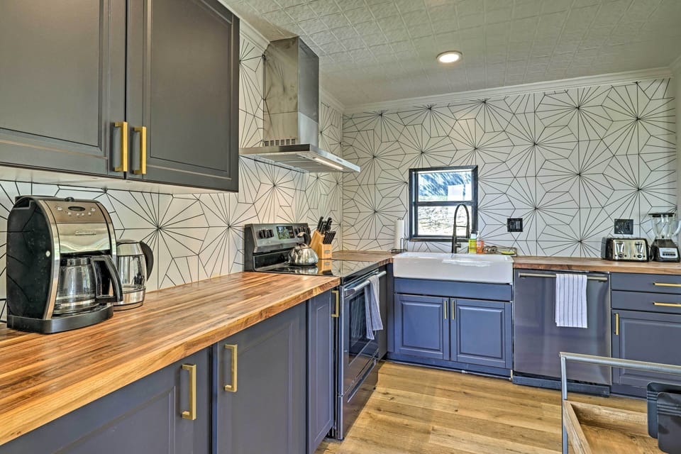 House (2 Bedrooms) | Interior