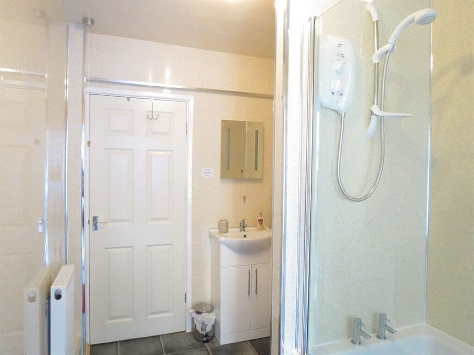 Standard Apartment, Ensuite (Ground Floor) | Miscellaneous