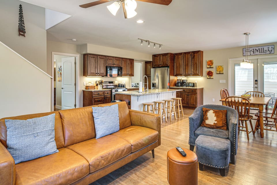 House (3 Bedrooms) | Interior
