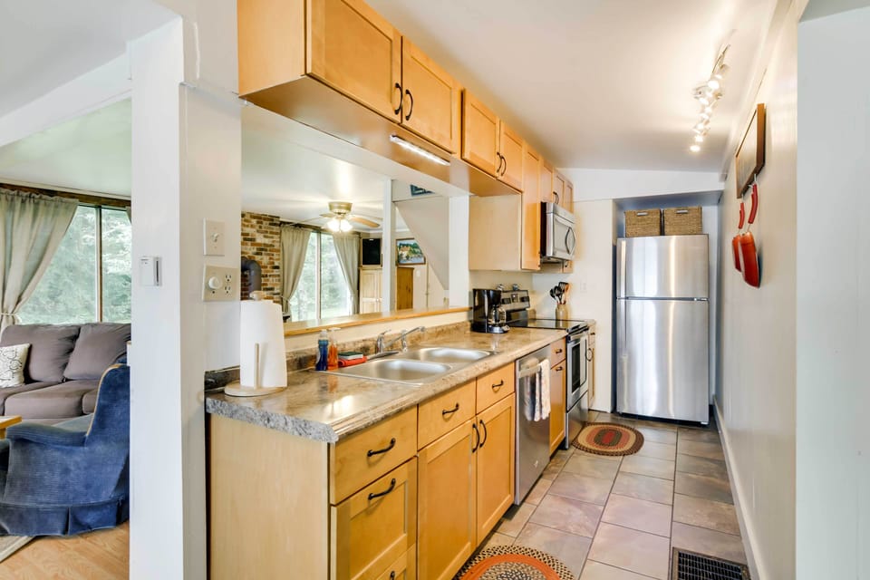 House (2 Bedrooms) | Interior