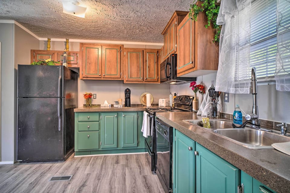 House (2 Bedrooms) | Interior