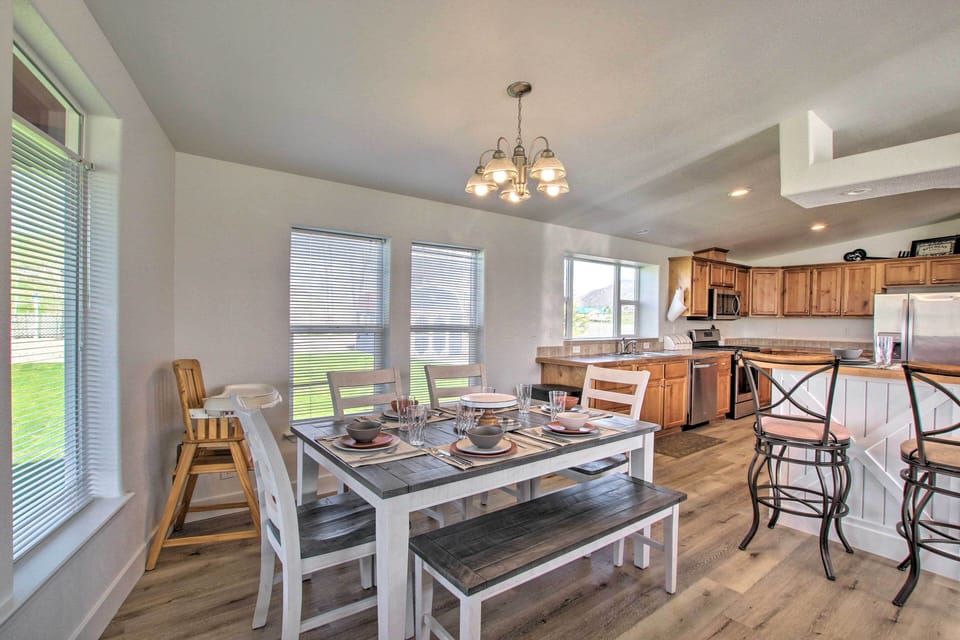House (3 Bedrooms) | Interior