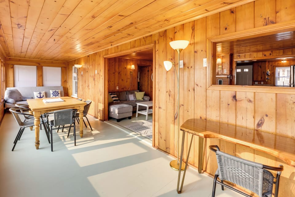 Cottage (2 Bedrooms) | Interior