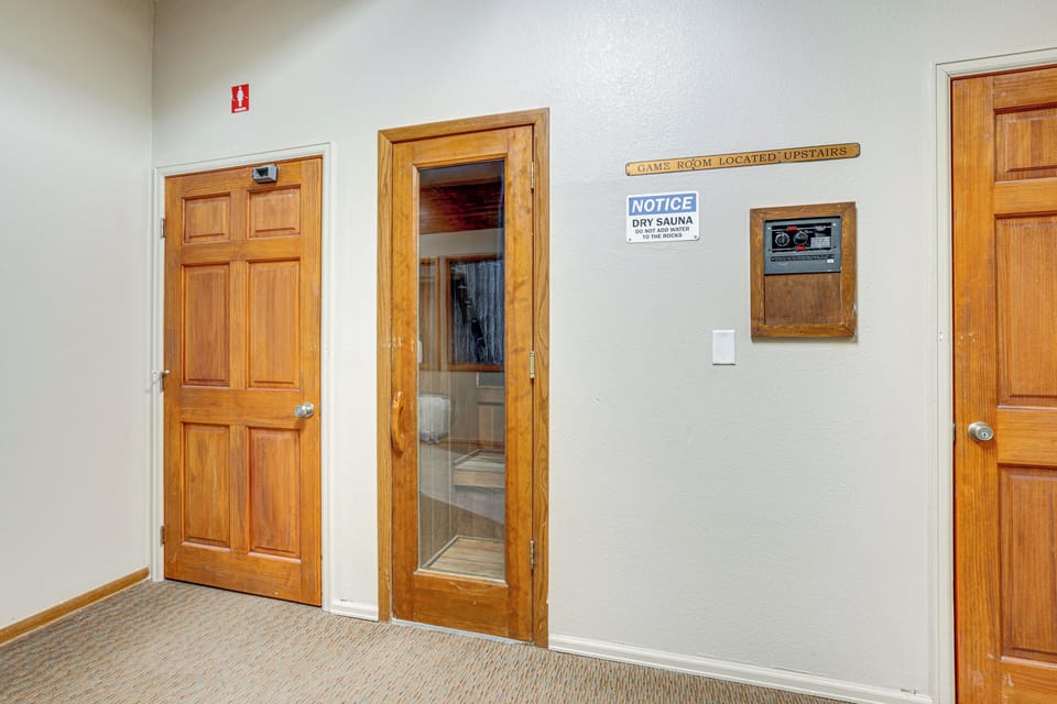 Apartment (1 Bedroom) | Interior