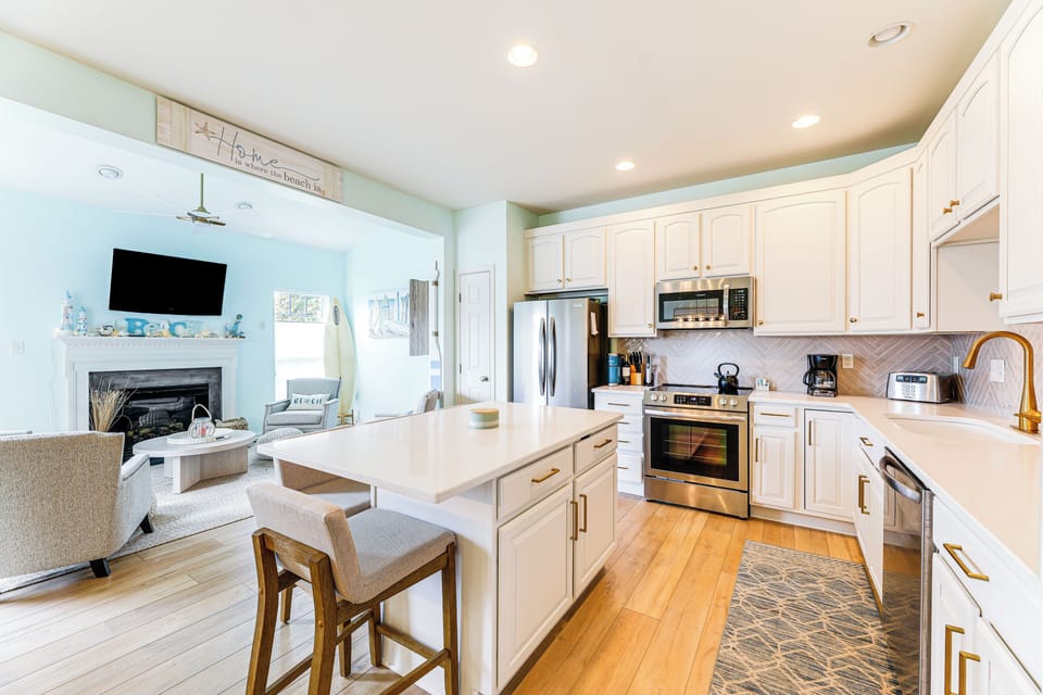 Apartment (4 Bedrooms) | Front of property