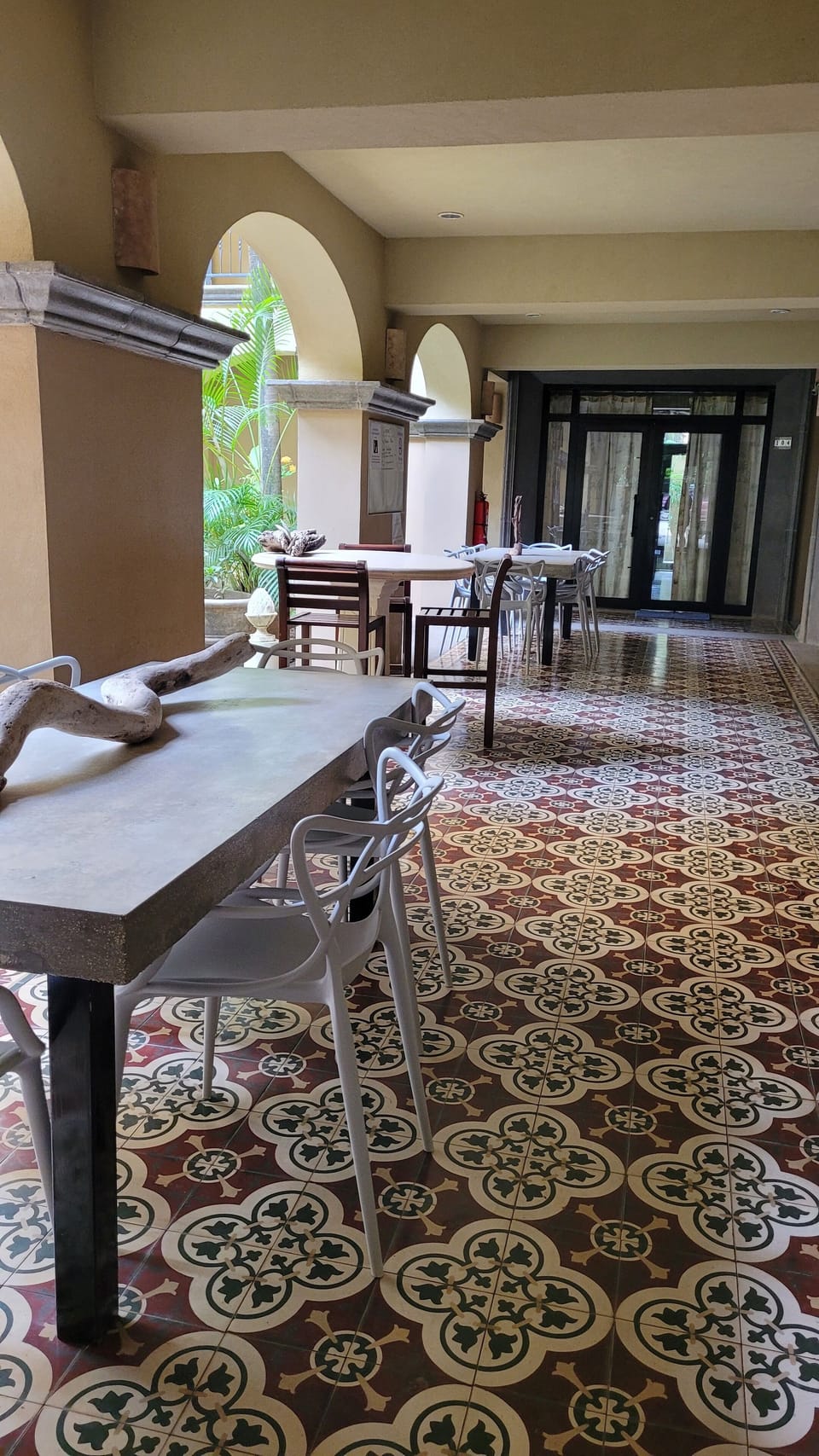 Shared courtyard seating