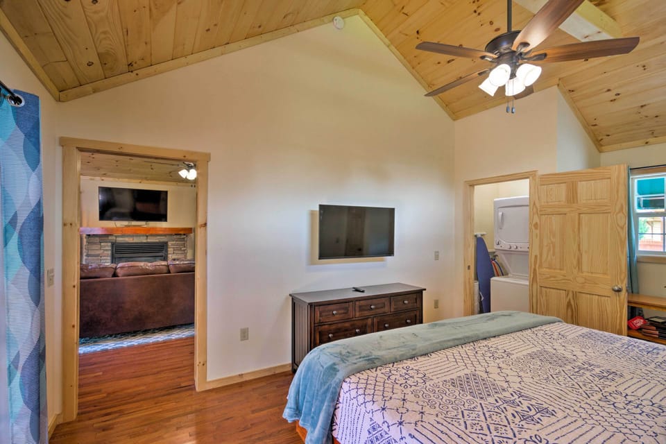 House (1 Bedroom) | Interior