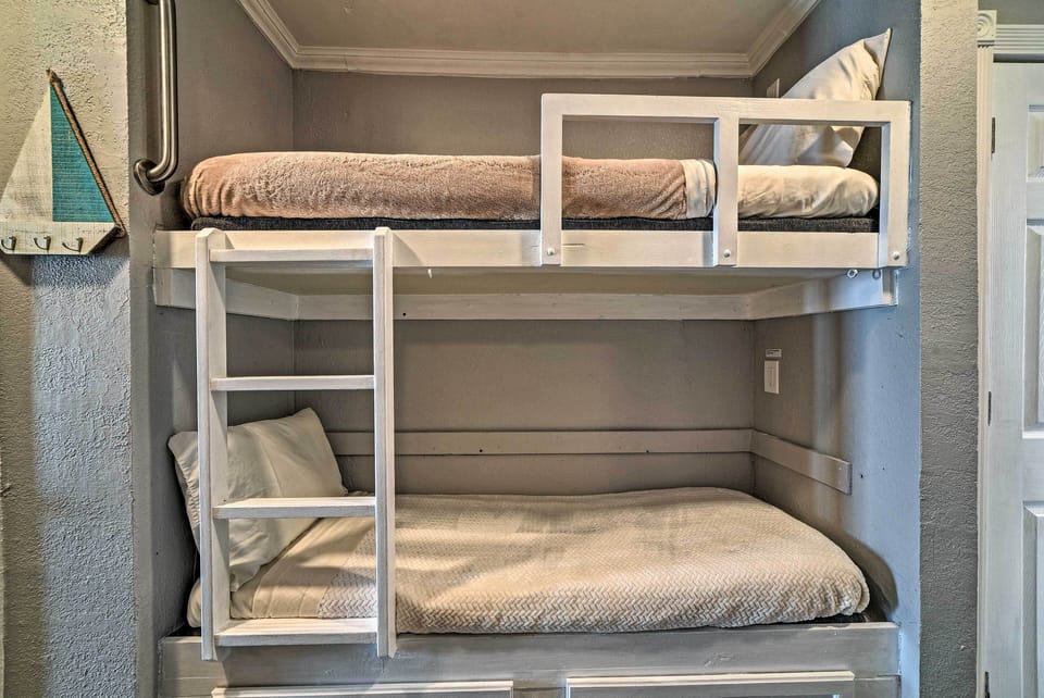 Apartment (1 Bedroom) | Interior