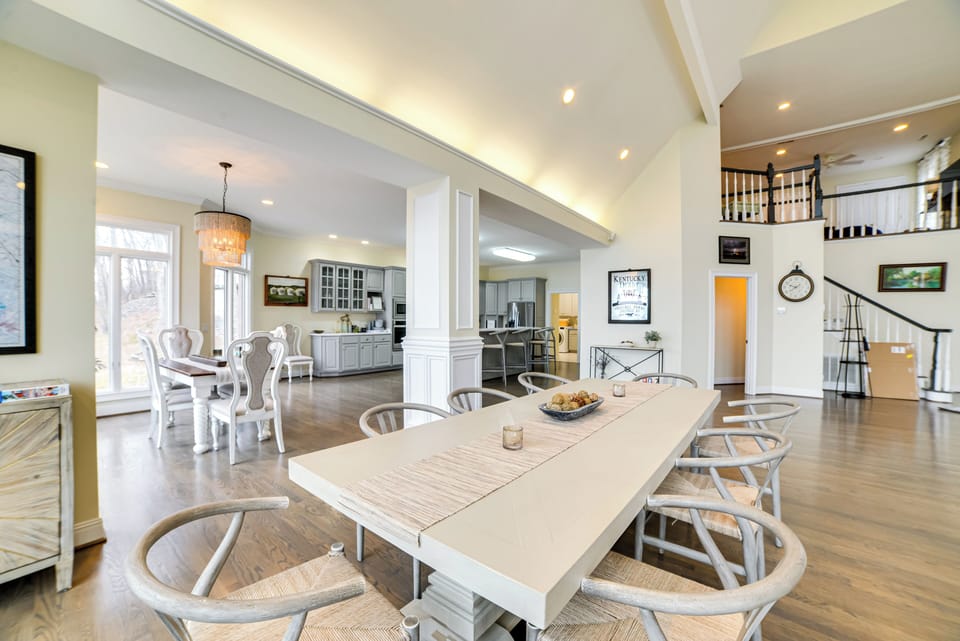 House (5 Bedrooms) | Interior