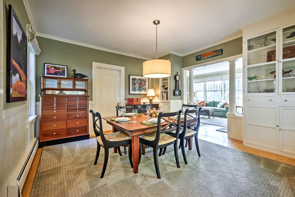 House (4 Bedrooms) | Interior