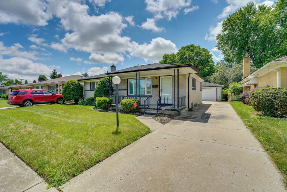House (3 Bedrooms) | Interior