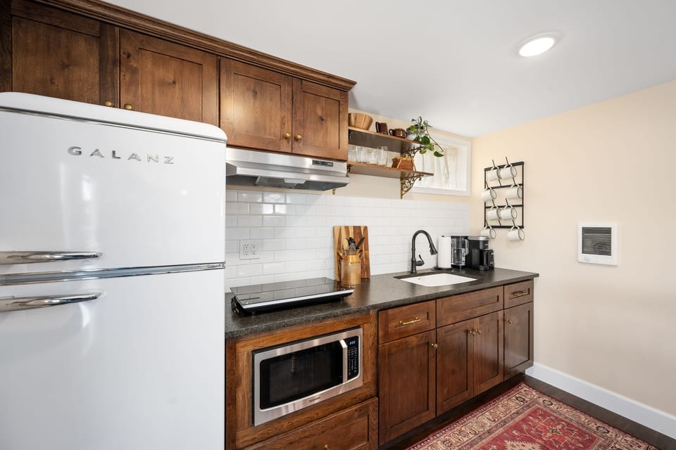 Well stocked kitchen for all your cooking and baking needs. 