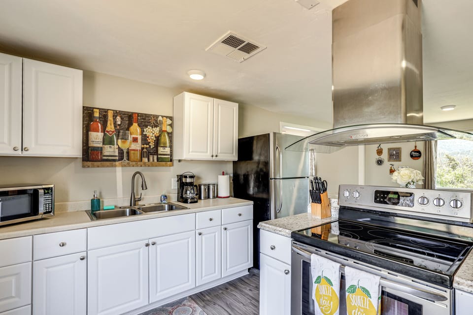 House (2 Bedrooms) | Interior