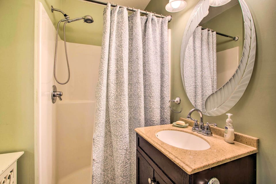 Elegant Home 5 Blocks to Mayo Clinic and Hospital Cottage in Rochester