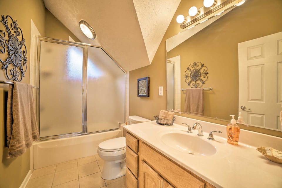 Family-friendly Massanutten Home w/ Slope Views! Cottage in Massanutten