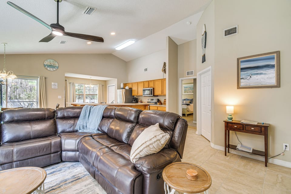 House (3 Bedrooms) | Interior