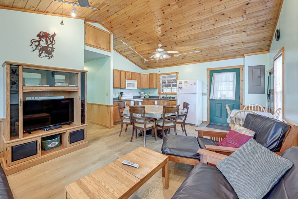 House (3 Bedrooms) | Interior