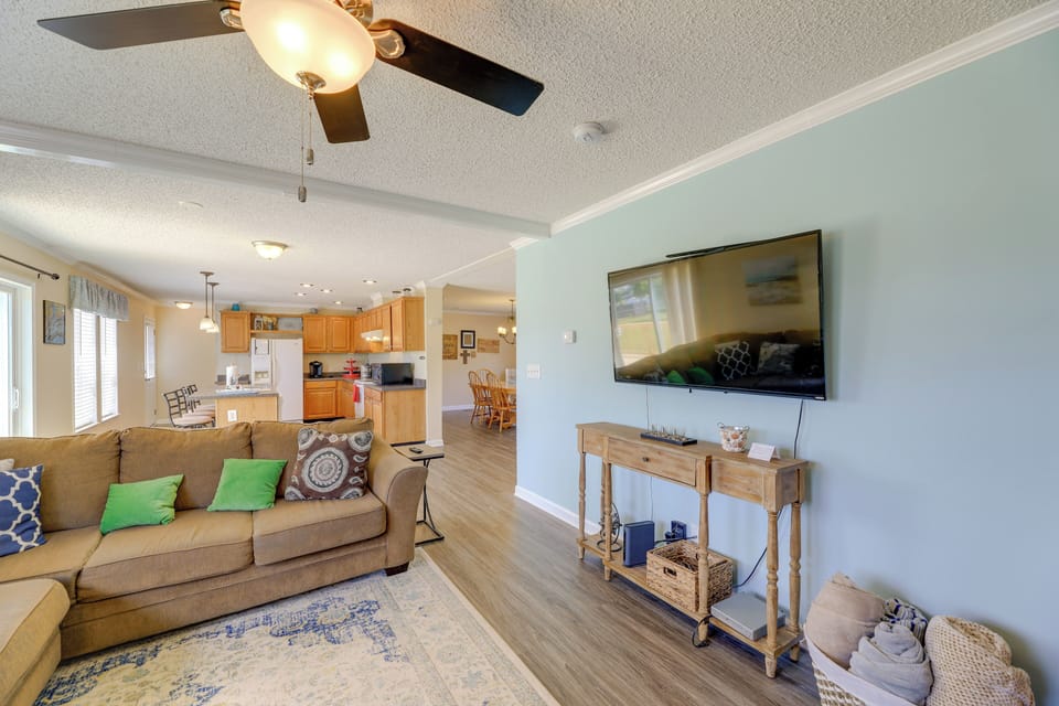 House (4 Bedrooms) | Interior