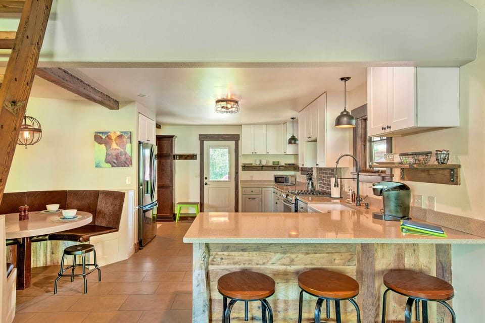 House (4 Bedrooms) | Interior