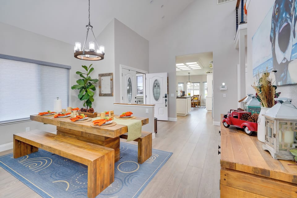 House (5 Bedrooms) | Interior