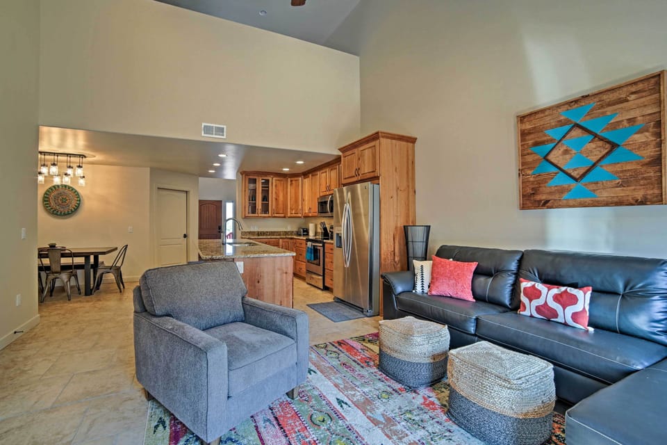 Apartment (3 Bedrooms) | Front of property