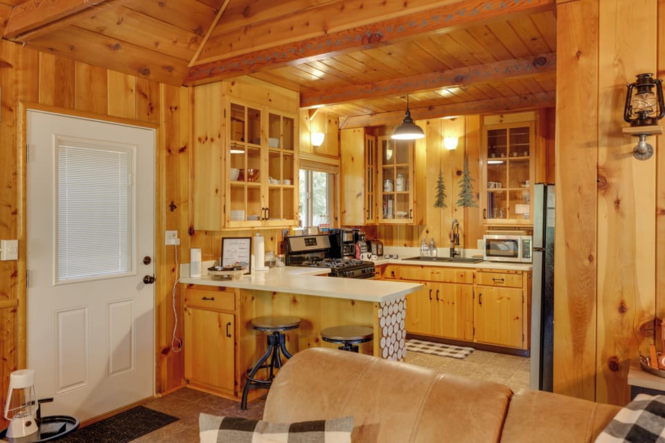House (2 Bedrooms) | Interior