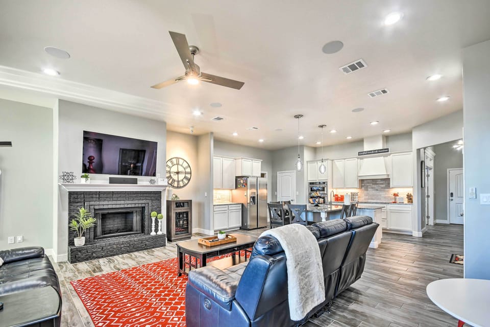 House (4 Bedrooms) | Interior