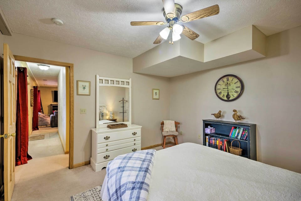 House (3 Bedrooms) | Interior