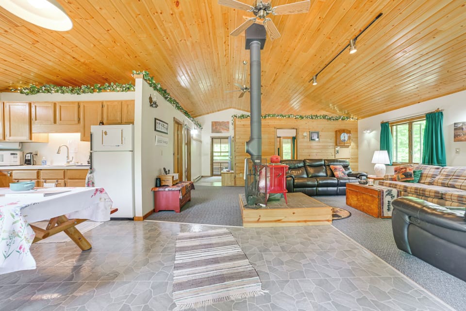 House (2 Bedrooms) | Interior