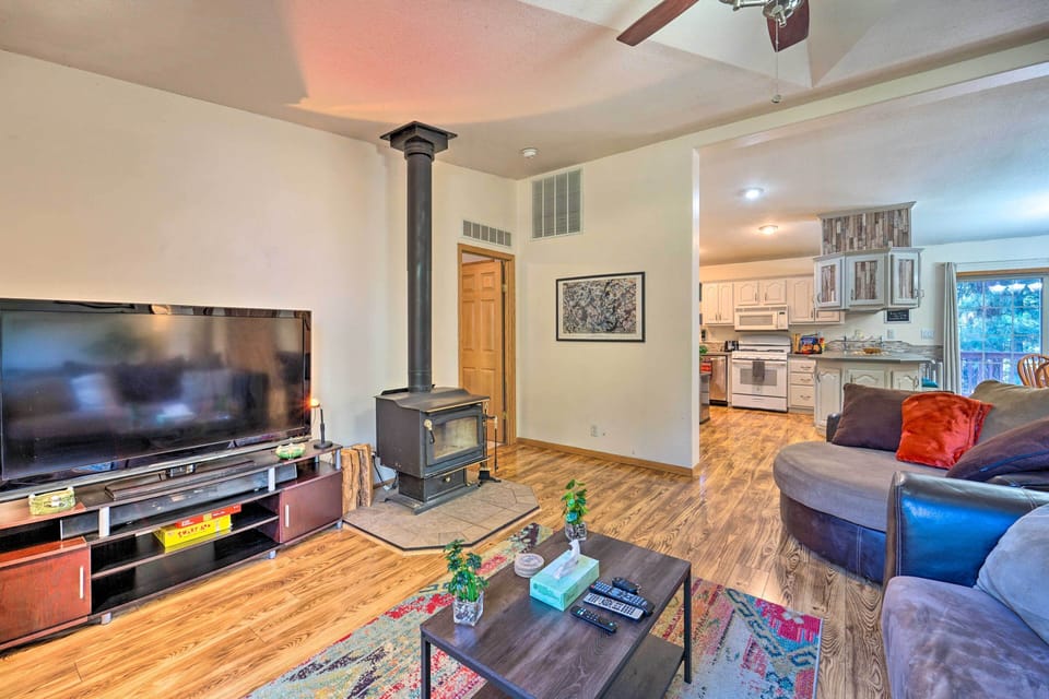House (3 Bedrooms) | Interior