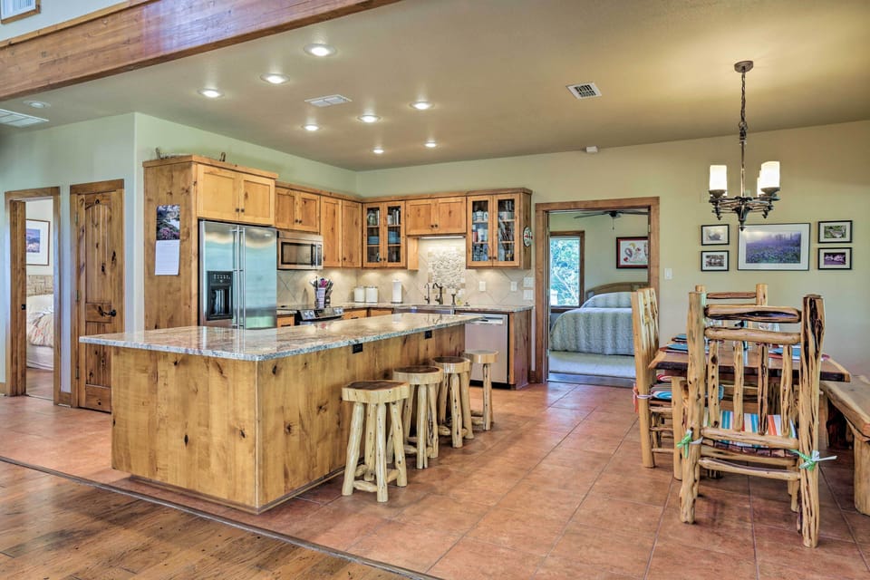 House (2 Bedrooms) | Interior