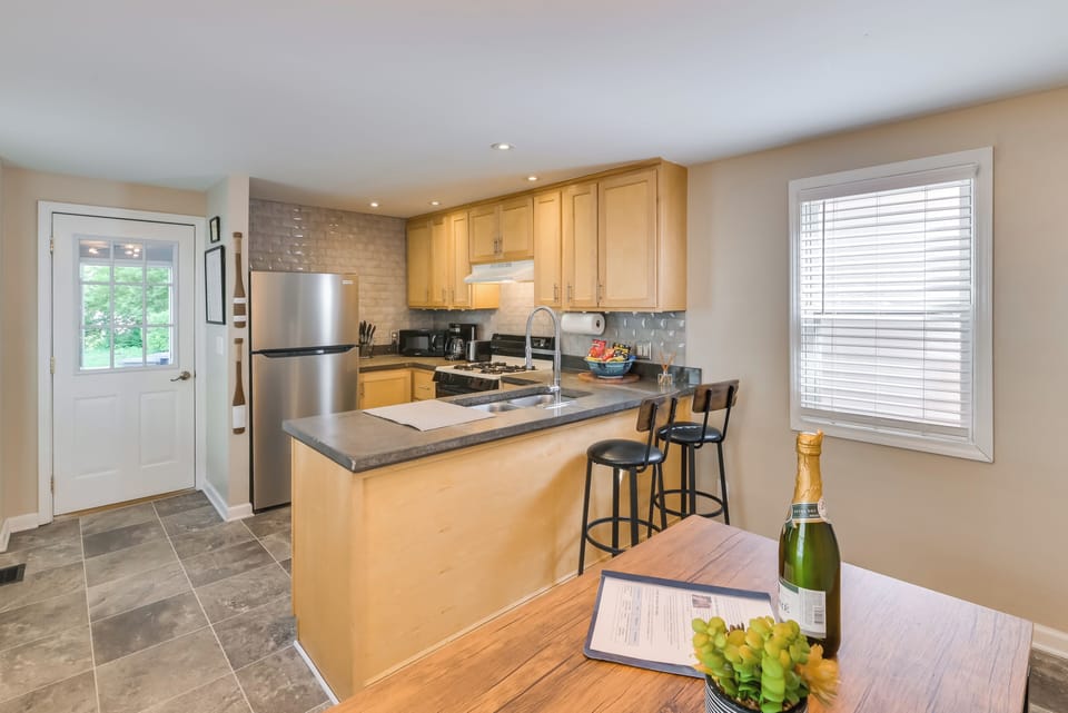 House (2 Bedrooms) | Interior