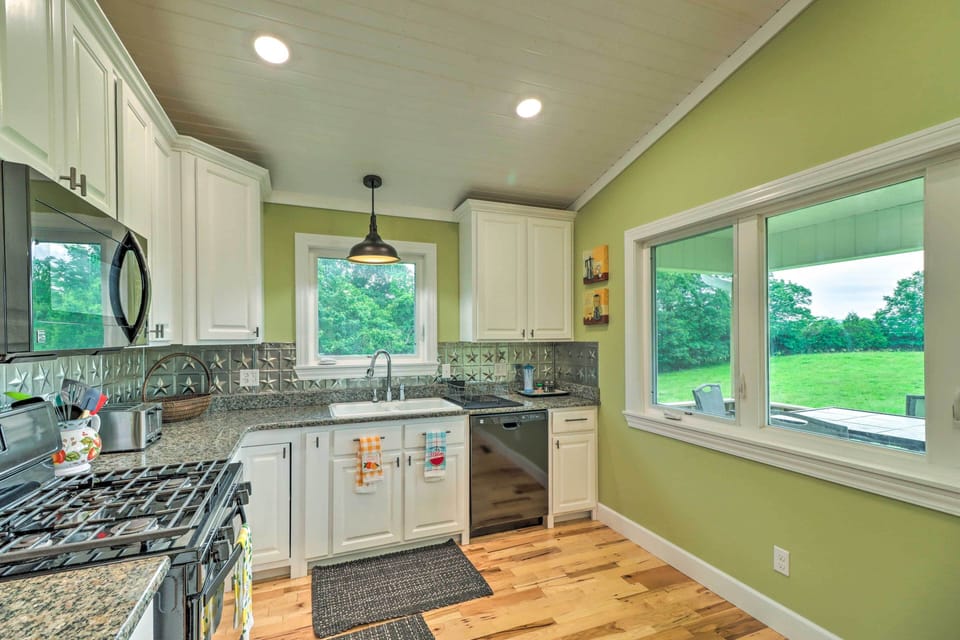 Cottage (2 Bedrooms) | Interior