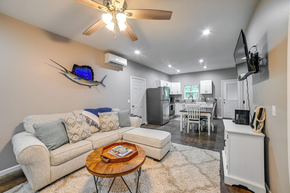 House (2 Bedrooms) | Interior
