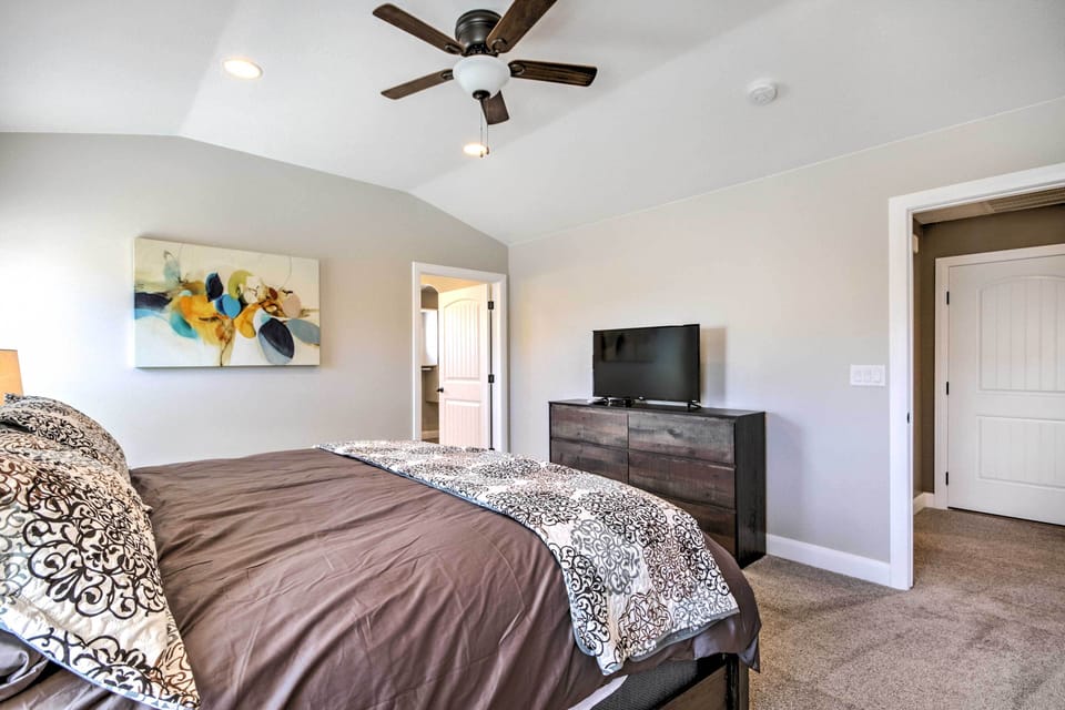 House (3 Bedrooms) | Interior