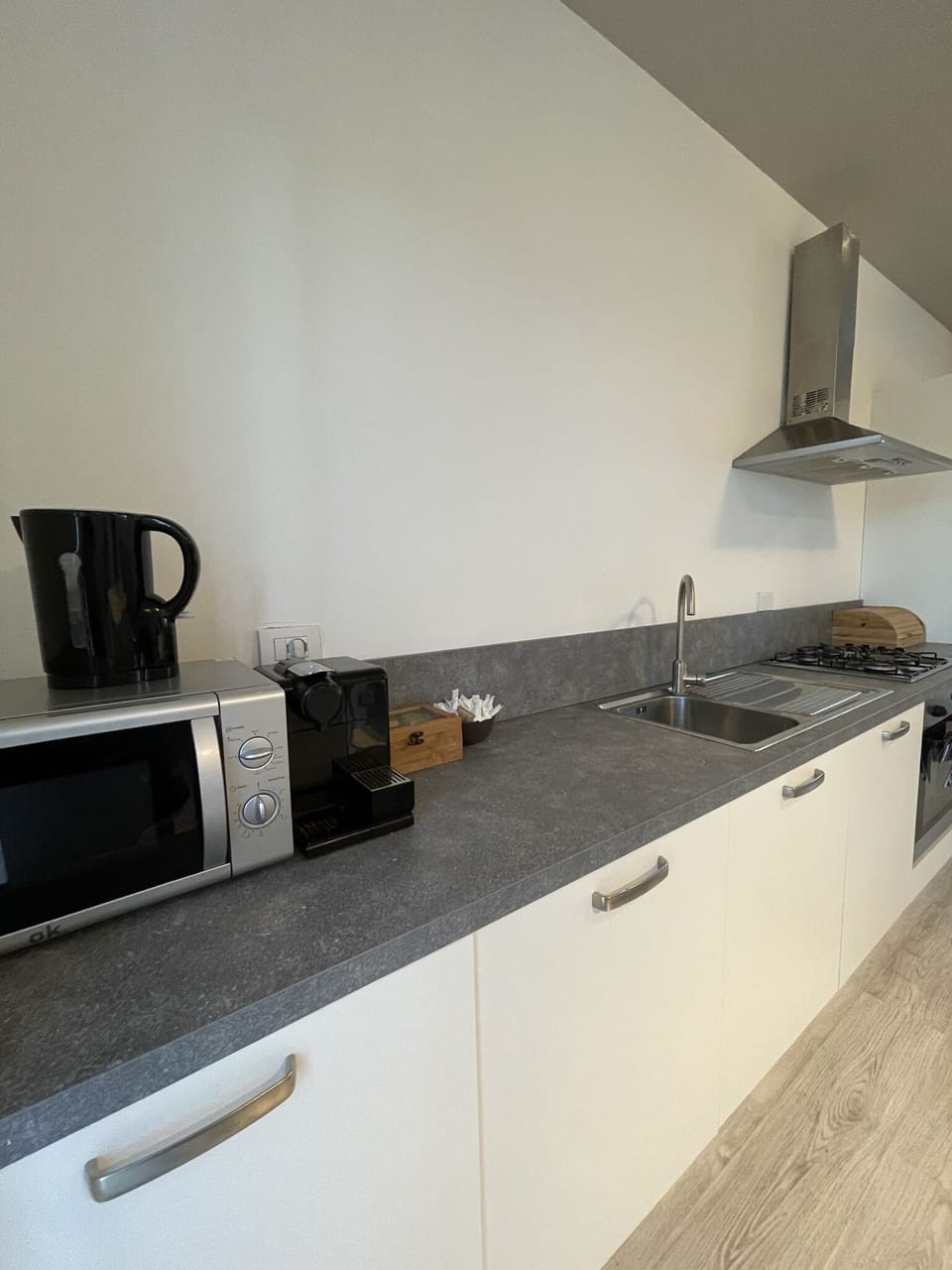 Family Apartment, 1 Bedroom | Private kitchen | Shared fridge, microwave, coffee/tea maker