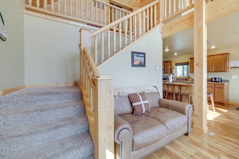 House (4 Bedrooms) | Interior