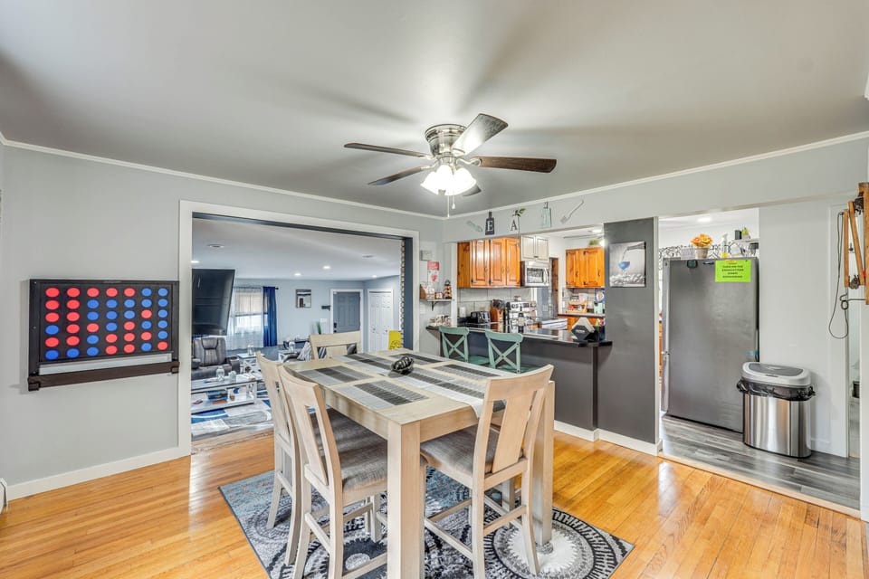 House (3 Bedrooms) | Interior
