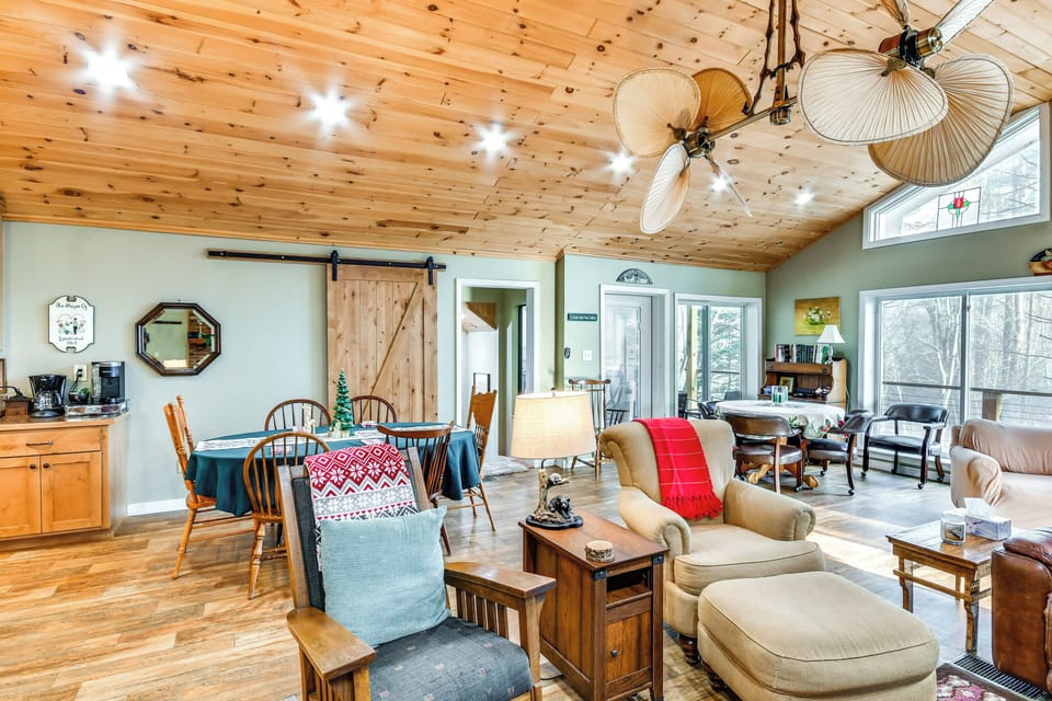 House (5 Bedrooms) | Interior