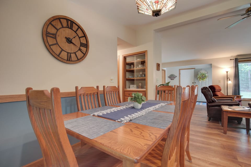 House (3 Bedrooms) | Interior