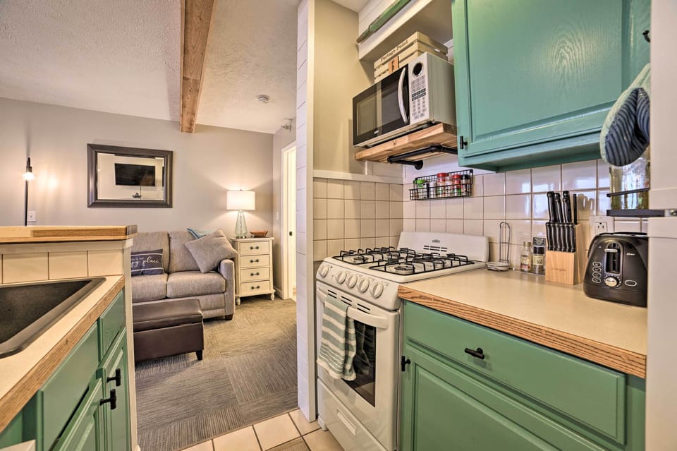 Apartment (1 Bedroom) | Interior