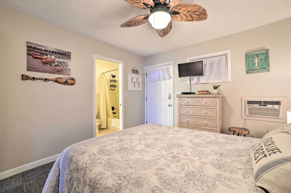 Apartment (1 Bedroom) | Interior